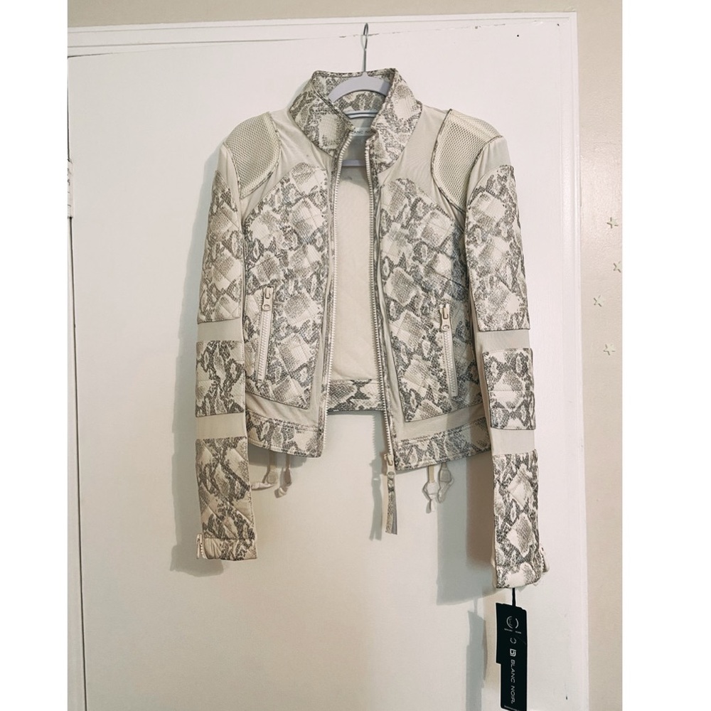 Blanc Noir
Leather & Mesh Snakeskin Moto Jacket 😍